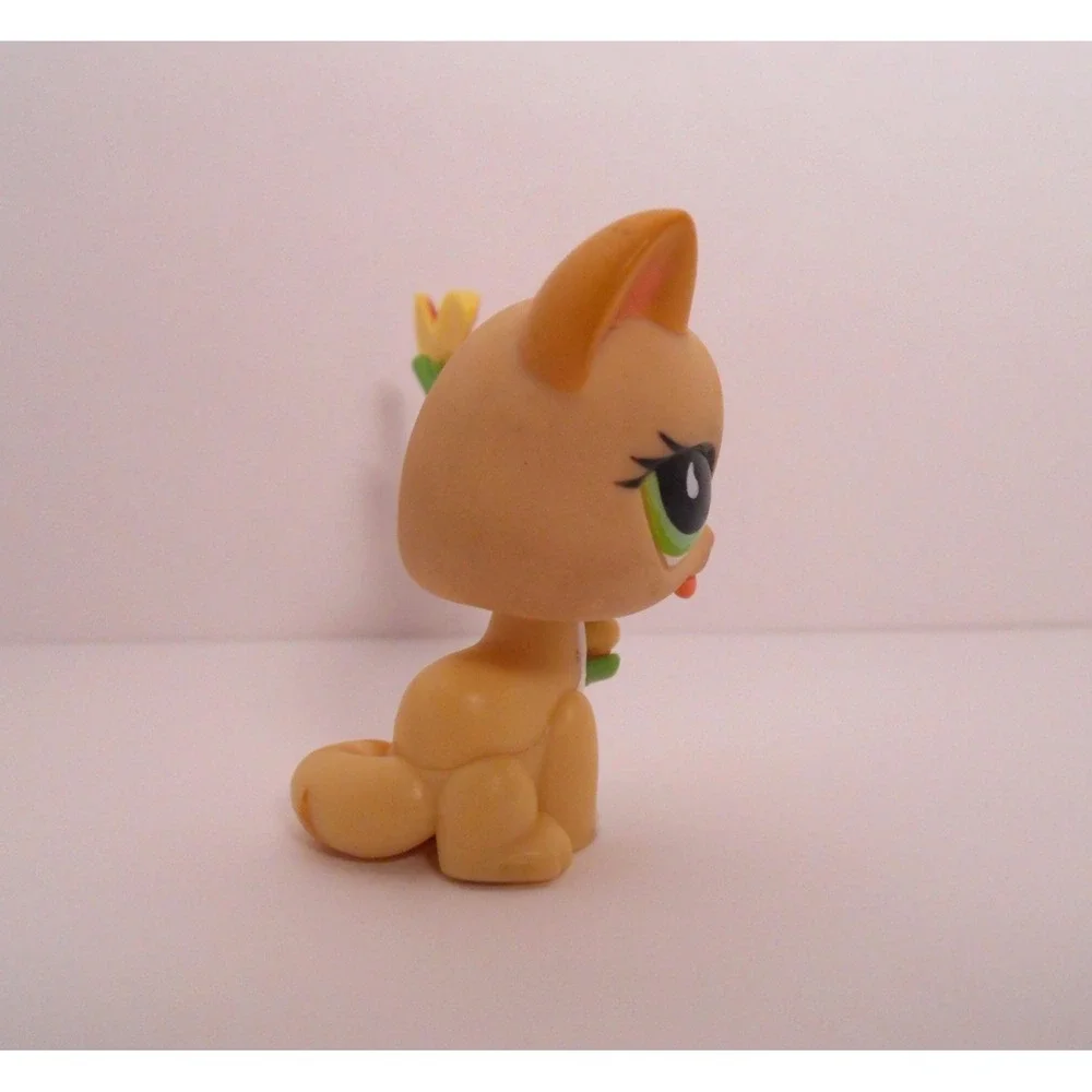 LITTLEST PET SHOP #842 TAN LICKING‎ RAISED PAW KITTY CAT GREEN EYES